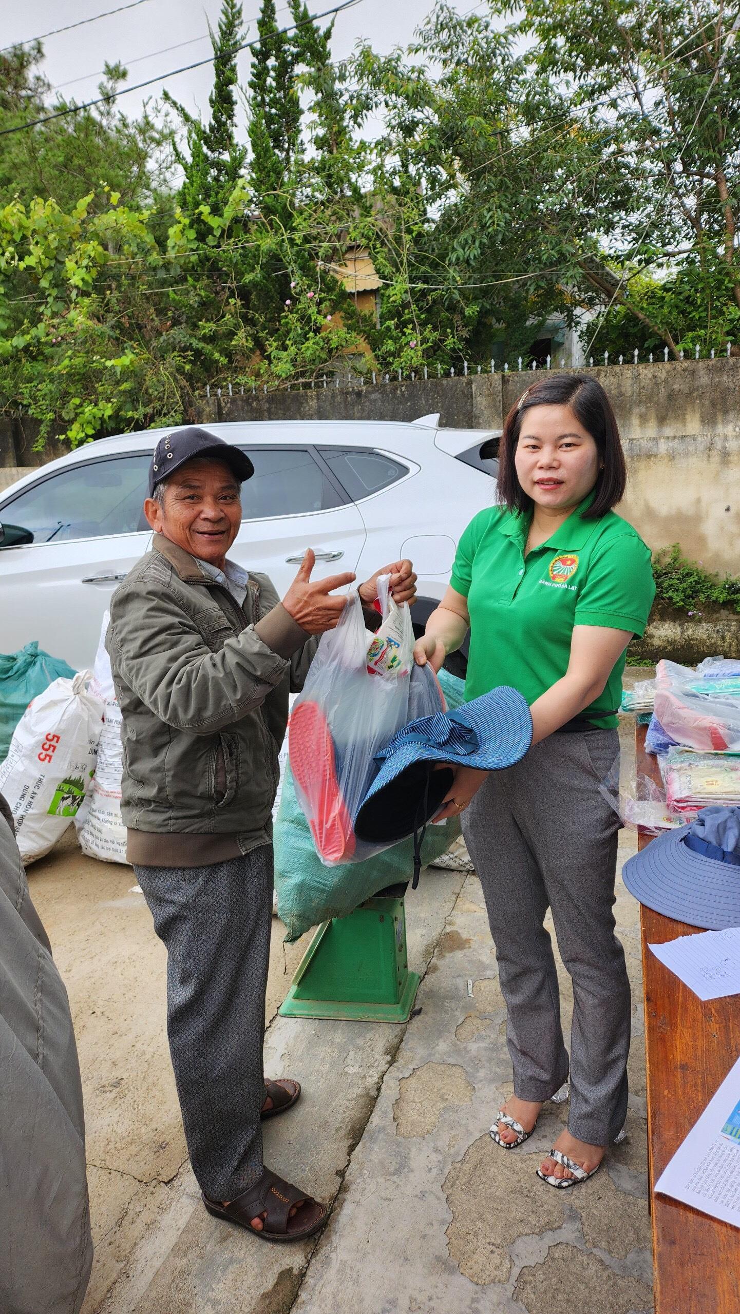 đổi bao bì thuốc bảo vệ thực vật sau sử dụng lấy quà tặng