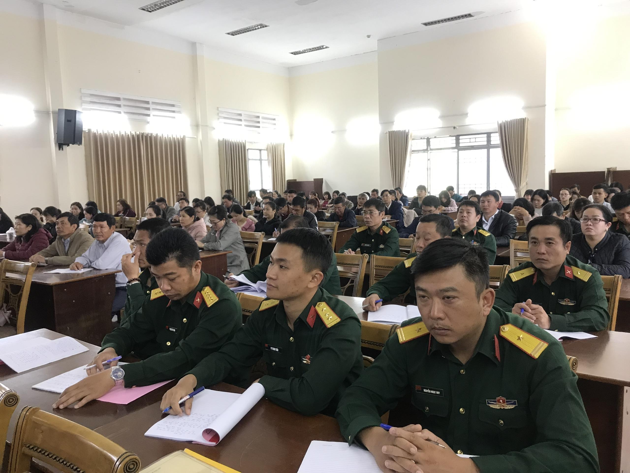 Học viên tham gia học tập, quán triệt Nghị quyết TW8 và chuyên đề năm 2024