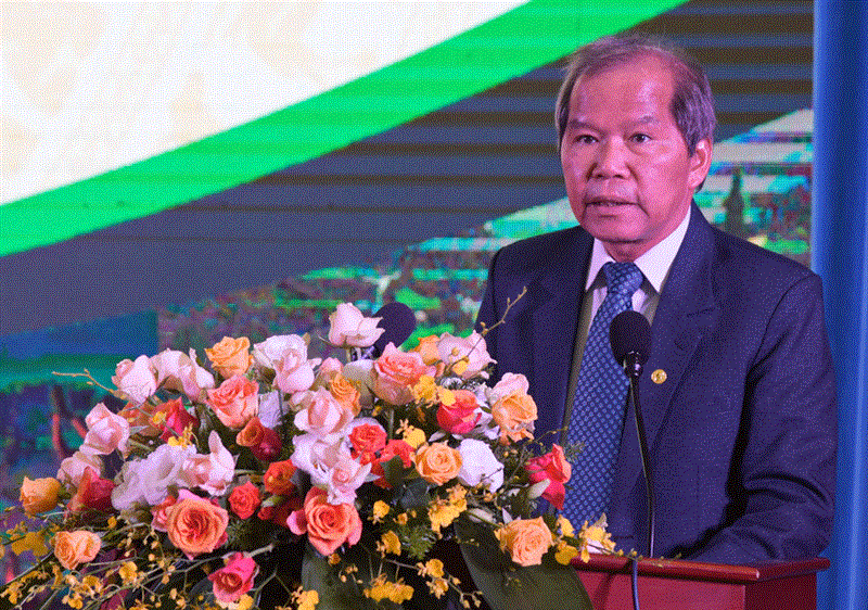 Đồng chí Nguyễn Xuân Tiến - UVTW Đảng, Bí thư Tỉnh ủy, phát biểu chỉ đạo tại hội nghị tổng kết